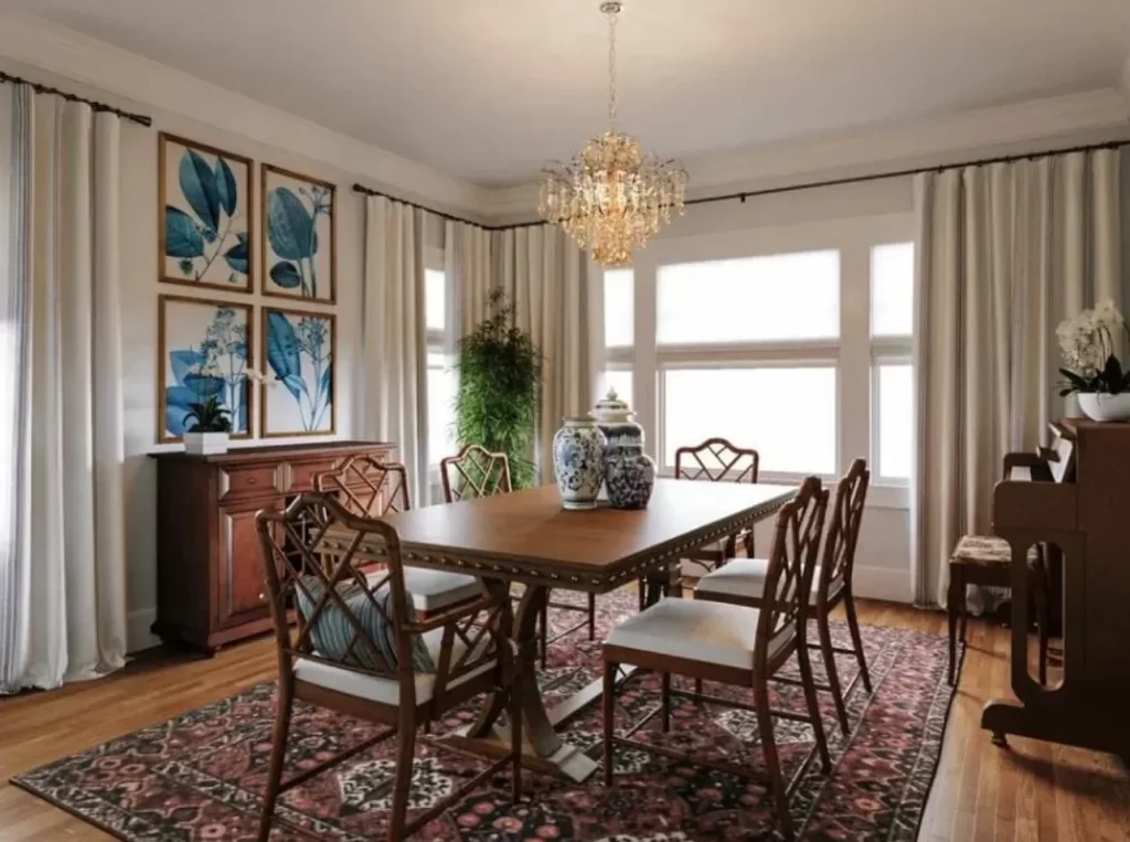 An example of a Traditional-style interior.
