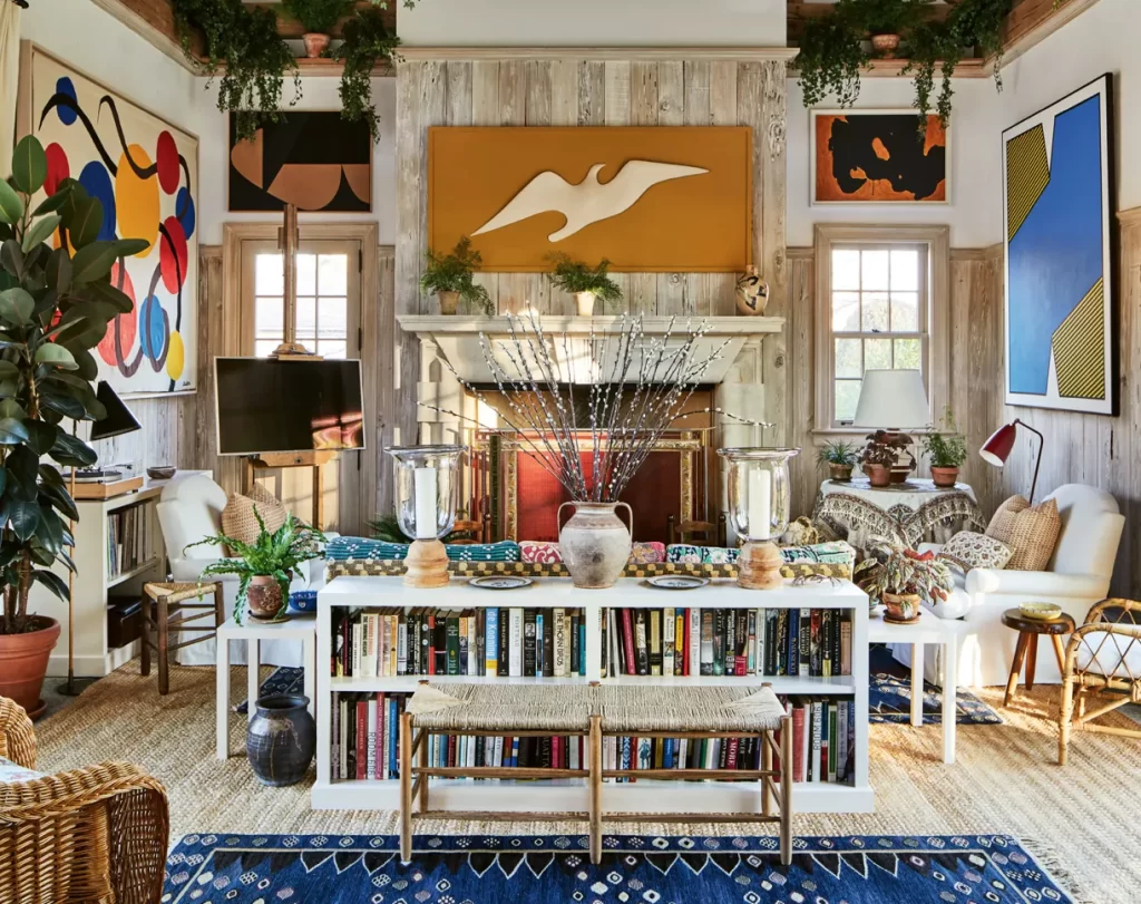 An example of the Maximalist interior design style.
