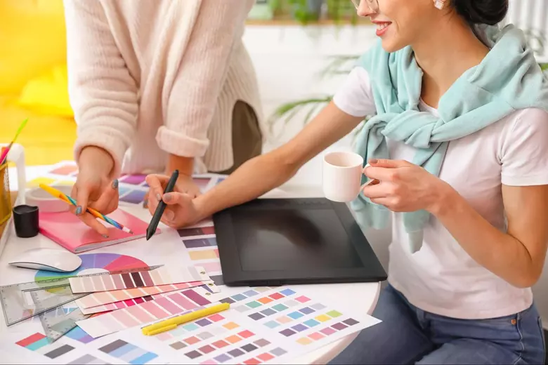 Visual designers finalising a brand colour for logo design
Visual designers finalising a brand colour for logo design