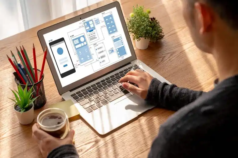 Interface designer making the workflow of a mobile application Interface designer making the workflow of a mobile application