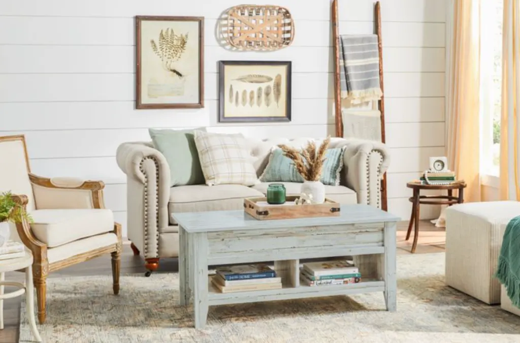 An shabby chic interior space designed to be warm and welcoming An shabby chic interior space designed to be warm and welcoming