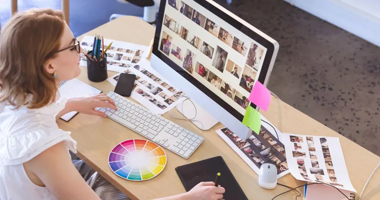A young designer pursuing an online graphic design course.