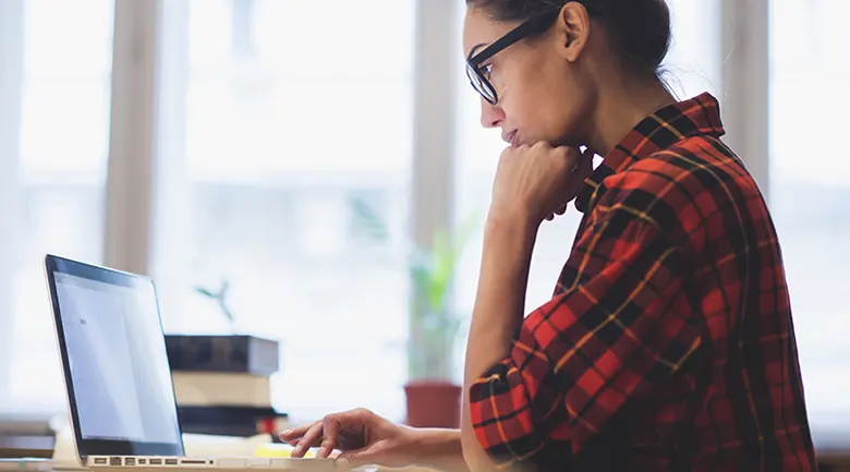 A senior UX UI designer updating her resume