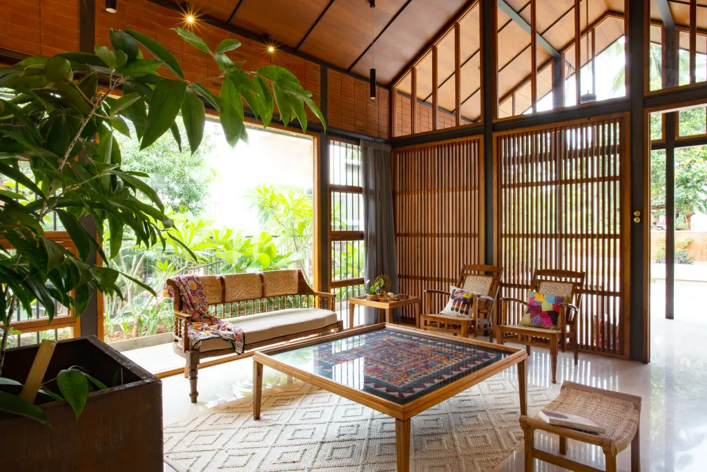 Indian drawing room blending Kerala architecture and contemporary look
Indian drawing room blending Kerala architecture and contemporary look
