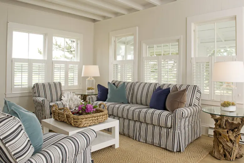 Furniture with stripes used to create distinct visual effects and make a room look taller
Furniture with stripes used to create distinct visual effects and make a room look taller