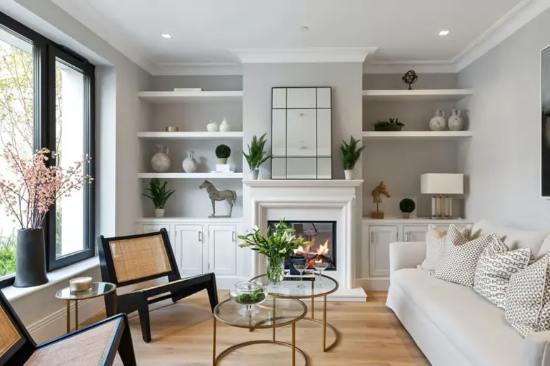 Use of vertical decore elements on walls for appearance of a higher ceiling
Use of vertical decore elements on walls for appearance of a higher ceiling
