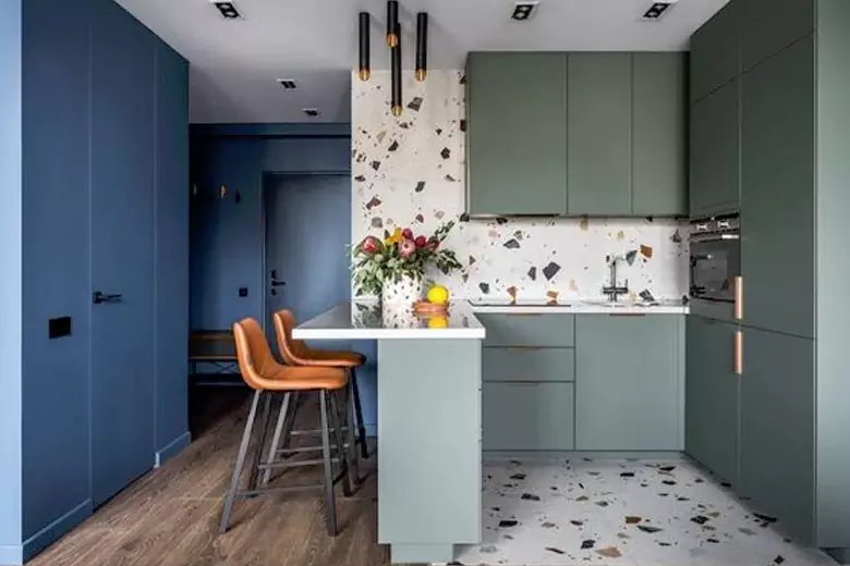 A modern kitchen with mix and match interior design.
A modern kitchen with mix and match interior design.