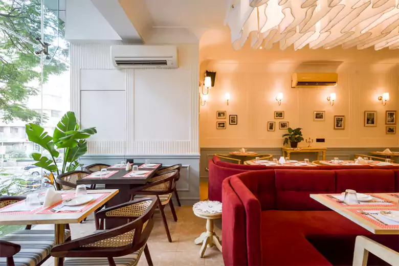 A cafe designed by an interior stylist
A cafe designed by an interior stylist