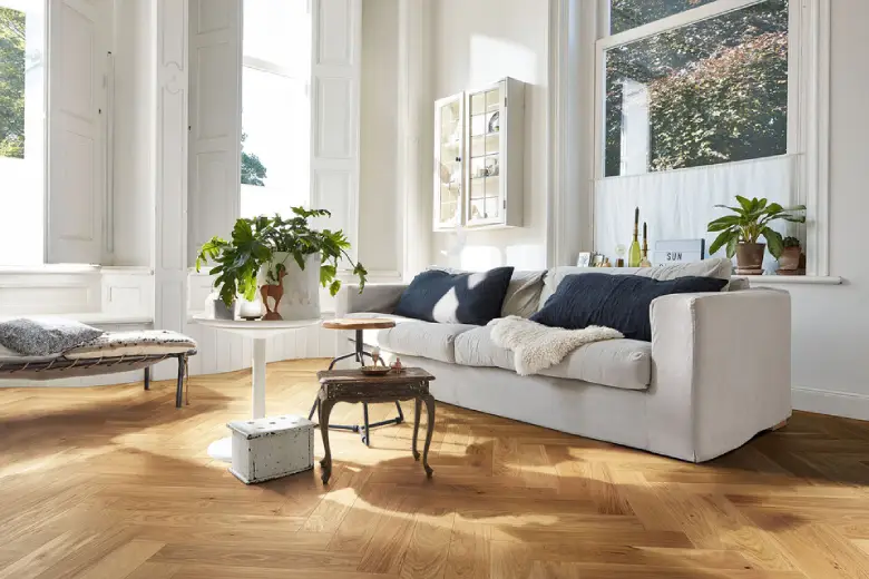 Living room with art deco wooden floor.
Living room with art deco wooden floor.