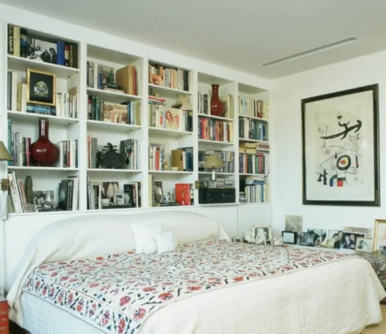 Wall to wall storage bedroom design.
Wall to wall storage bedroom design.