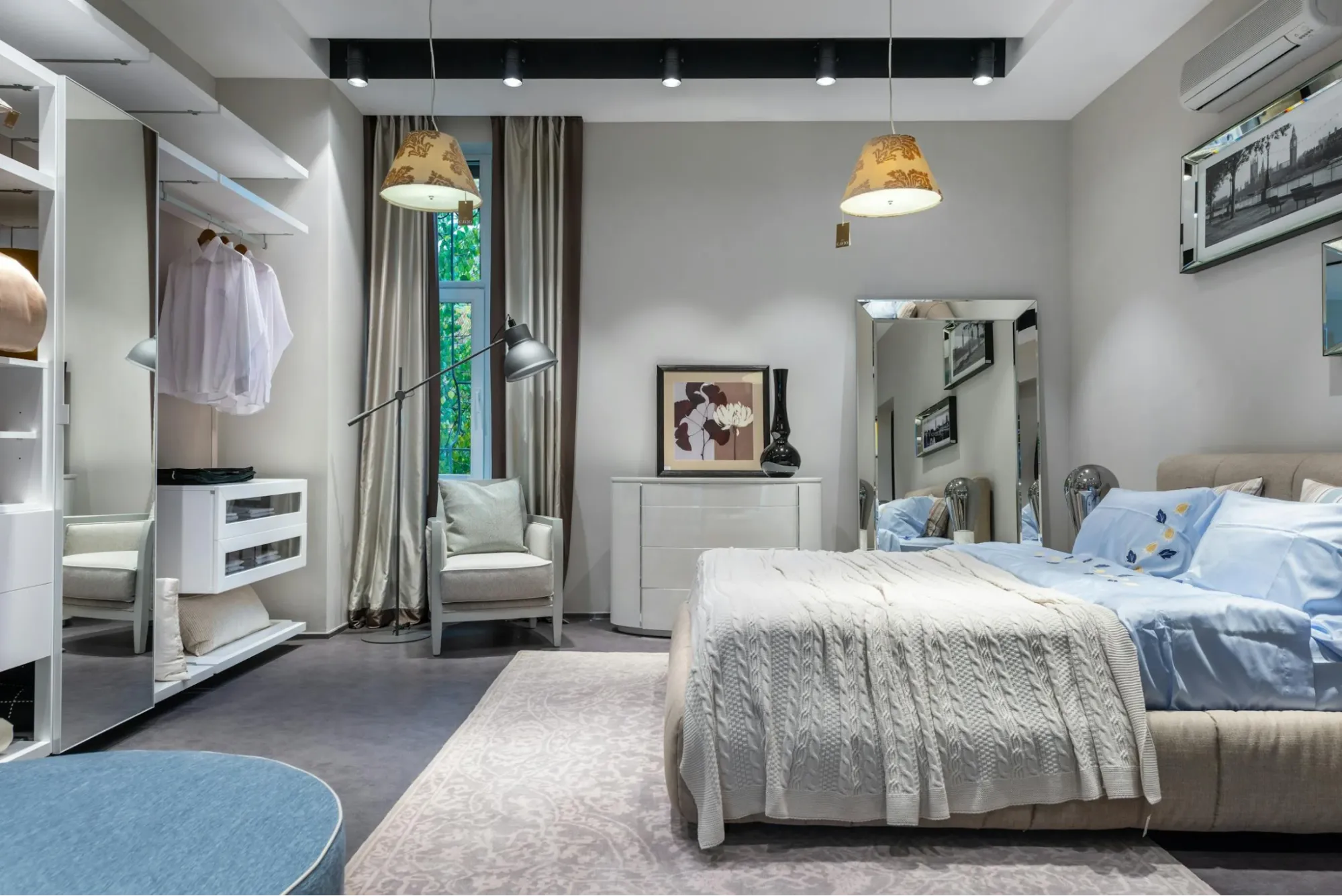 Bedroom design with temperature control for maintaining ideal sleep comfort.

