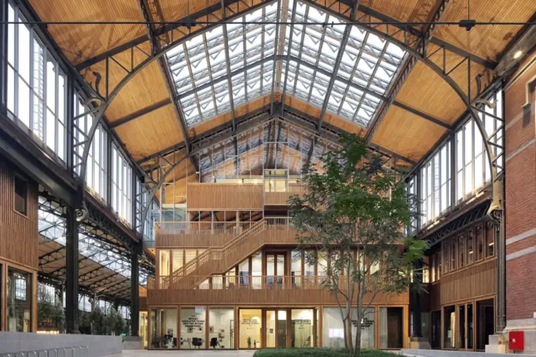 Reusing different elements of the same building Reusing different elements of the same building